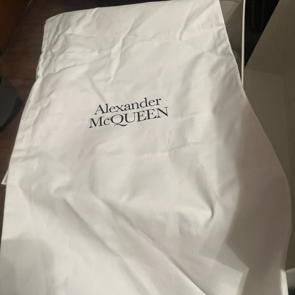 Pink and grey Alexander McQueen boots - Picture 3 of 8